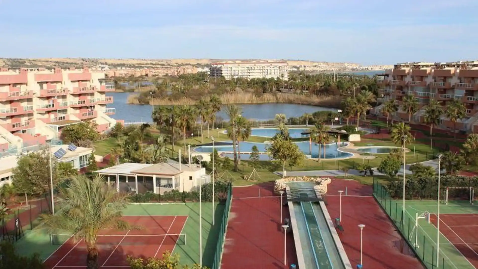 Piscina de Garaje de alquiler en El Ejido