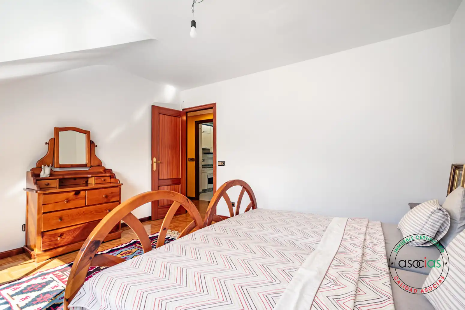 Bedroom of Attic for sale in Lena  with Heating, Parquet flooring and Terrace