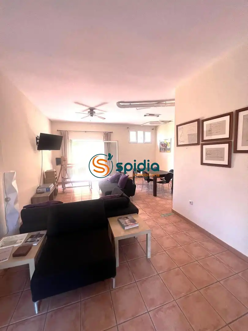 Sala de estar de Edificio en venta en Águilas