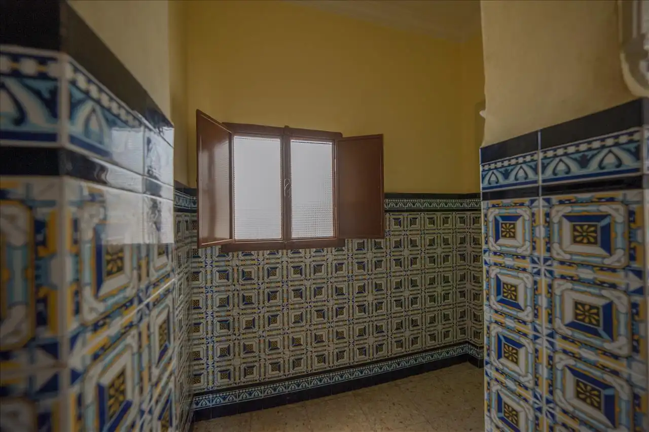 Bany de Casa adosada en venda en Paterna del Campo amb Terrassa