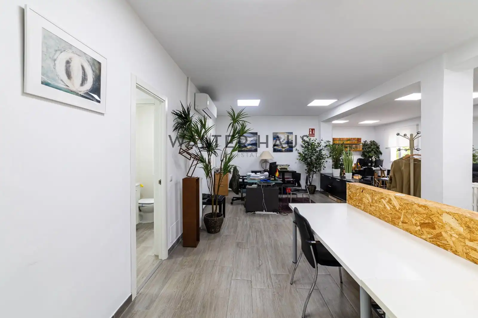Office for rent in Madrid  with Air Conditioner and Heating