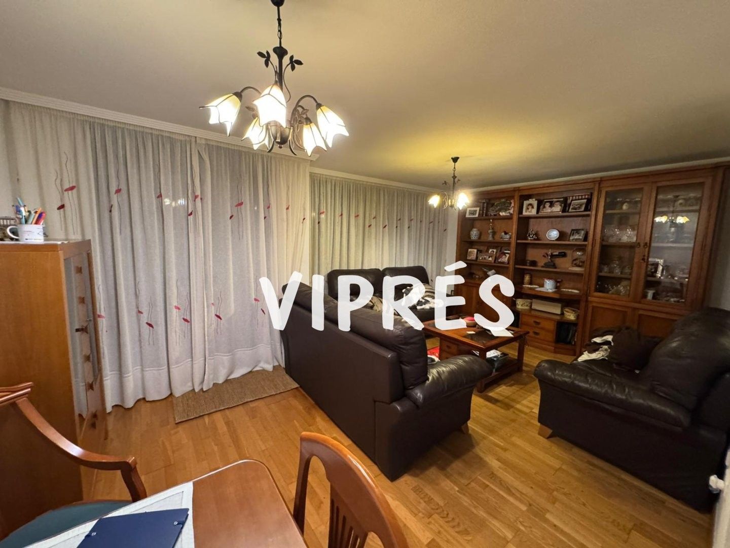 Sala d'estar de Casa adosada en venda en Mérida amb Aire condicionat, Calefacció i Piscina