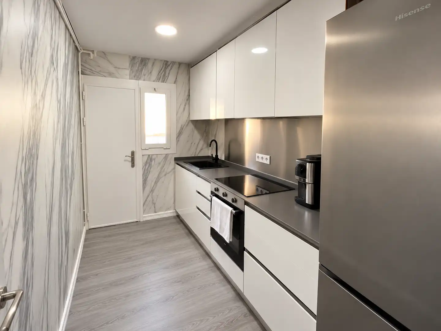 Flat with terrace for sale in La Gavarra, imagen 4