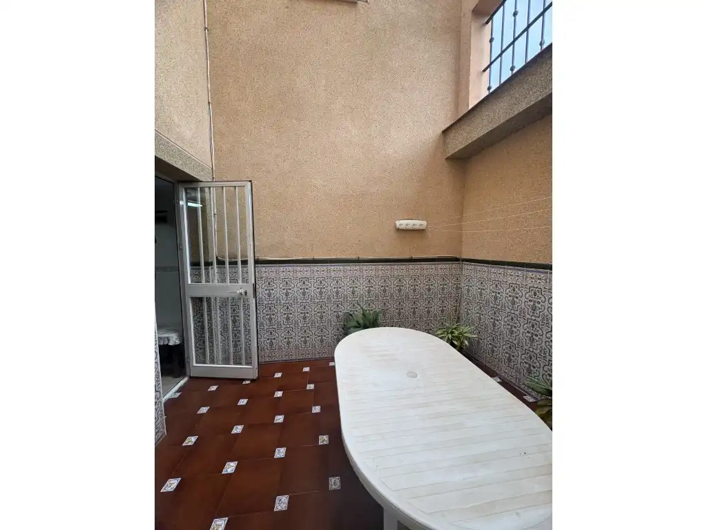 Terrasse von Haus oder Chalet zum Verkauf in Algeciras mit Ofen und Waschmaschine