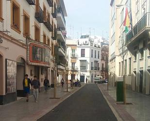 Exterior view of Flat for sale in  Sevilla Capital