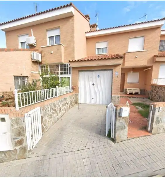 Habitatge en venda a Calle ISLA IBIZA 16