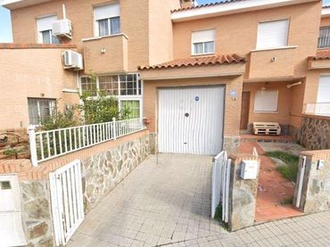 Maison jumelée à vendre à Calle ISLA IBIZA 16