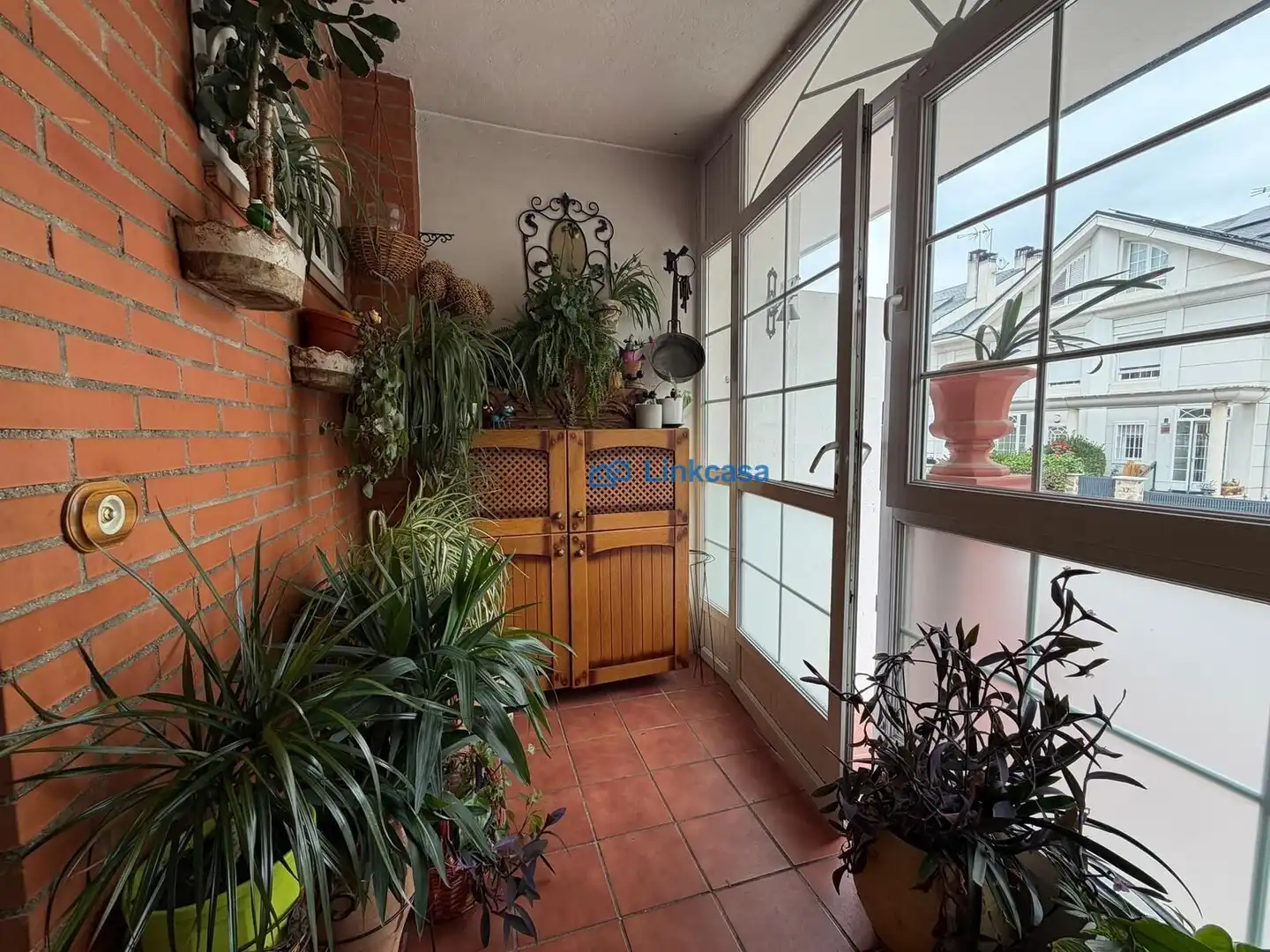 Balcony of Detached homes for sale in Velilla de San Antonio  with Air Conditioner, Heating and Private garden