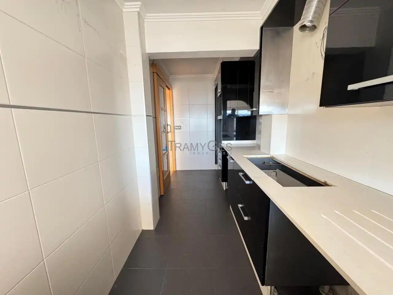 Cocina de Dúplex en venta en Vigo  con Calefacción