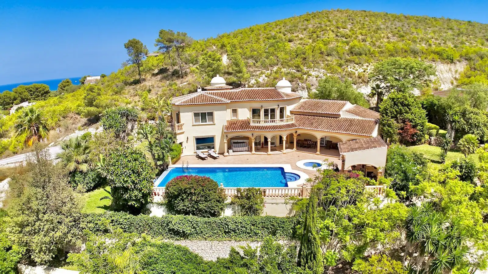 Exterior view of Houses for sale in Jávea / Xàbia  with Heating, Private garden and Terrace