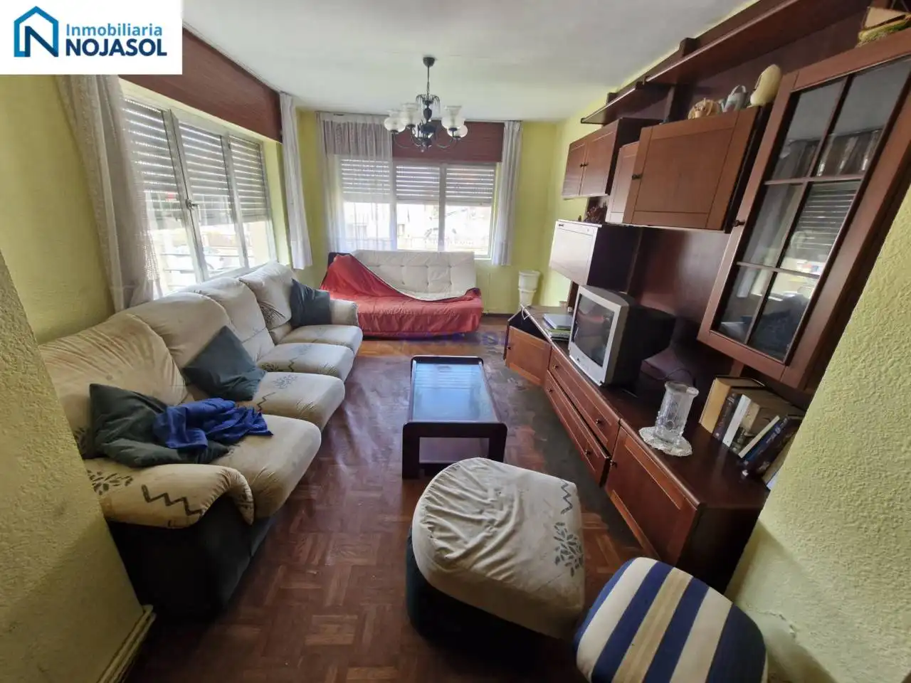 Sala d'estar de Casa o xalet en venda en Arnuero amb Calefacció, Jardí privat i Terrassa