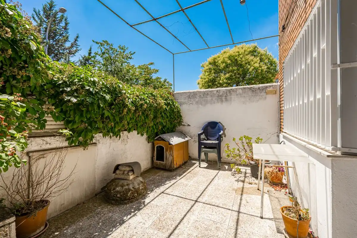 Terrassa de Casa o xalet en venda en Madrid amb Aire condicionat, Calefacció i Jardí privat