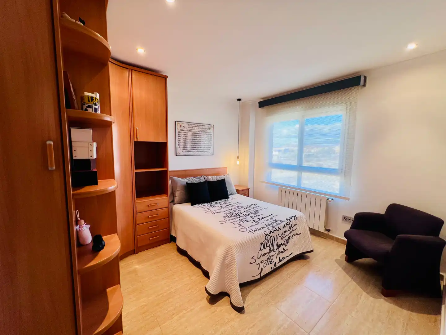 Habitación de Casa o chalet en venta en Petrer con Aire acondicionado, Calefacción y Jardín privado