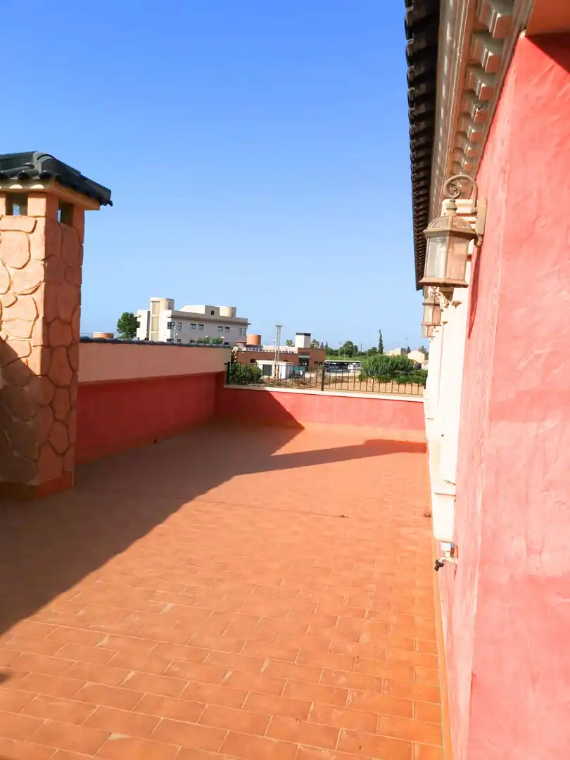 Terrassa de Casa o xalet en venda en Orihuela amb Jardí privat, Moblat i Balcó