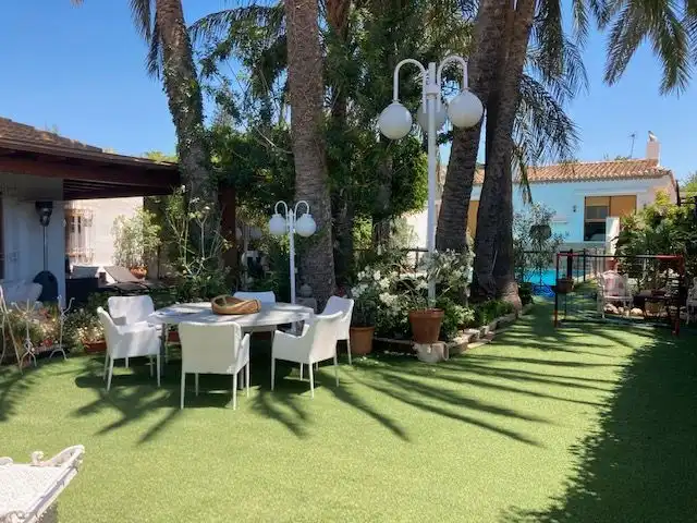 Terrassa de Casa o xalet en venda en Roquetas de Mar amb Aire condicionat, Calefacció i Jardí privat