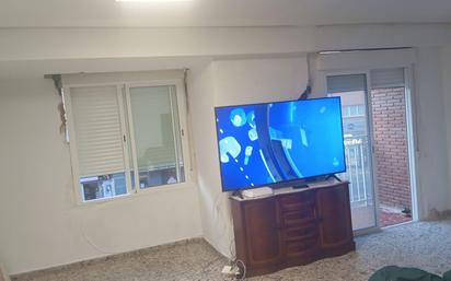 Sala d'estar de Pis en venda en  Valencia Capital amb Terrassa i Balcó