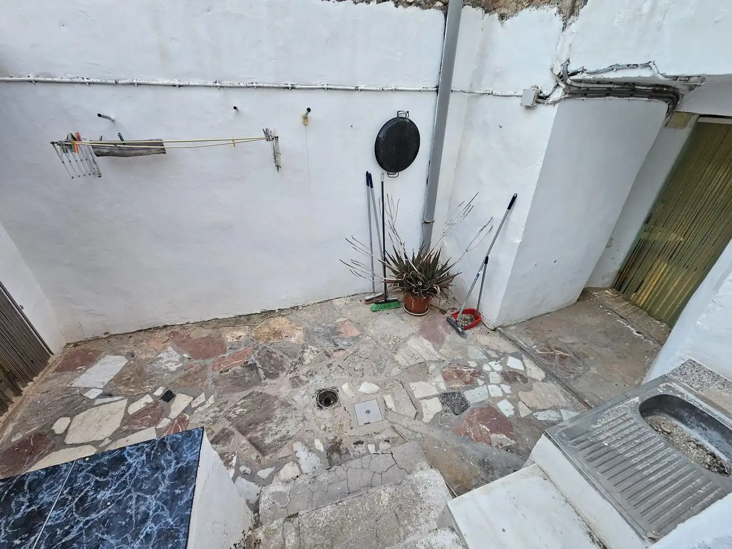 Detached homes for sale in Monóvar  / Monòver  with Air Conditioner, Heating and Storage room