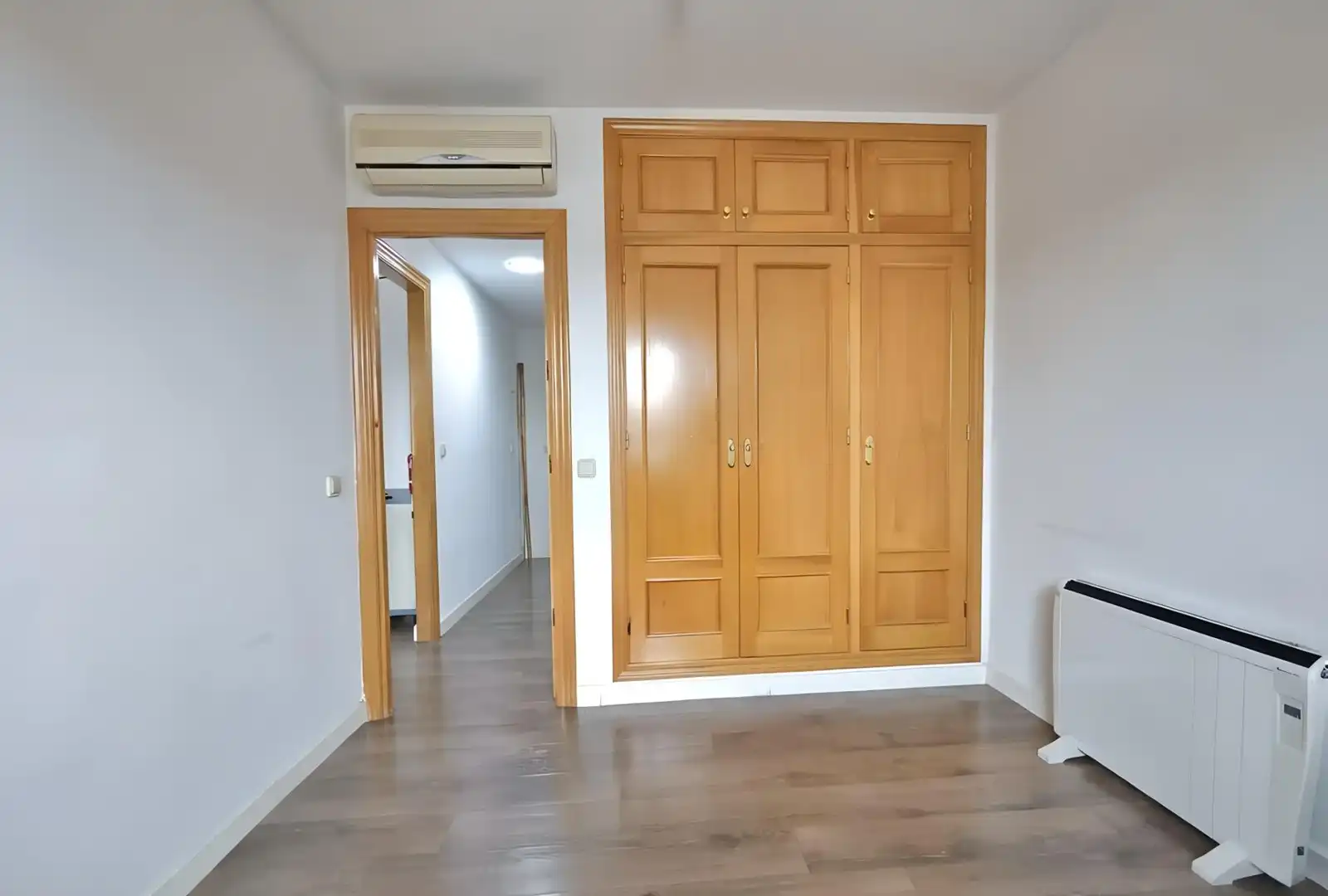Dormitori de Pis en venda en Las Gabias amb Aire condicionat