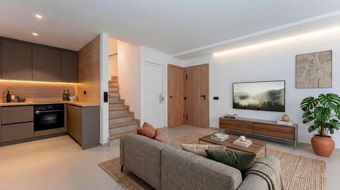Foto 2 de Casa adosada en venta en Centre, Viladecans