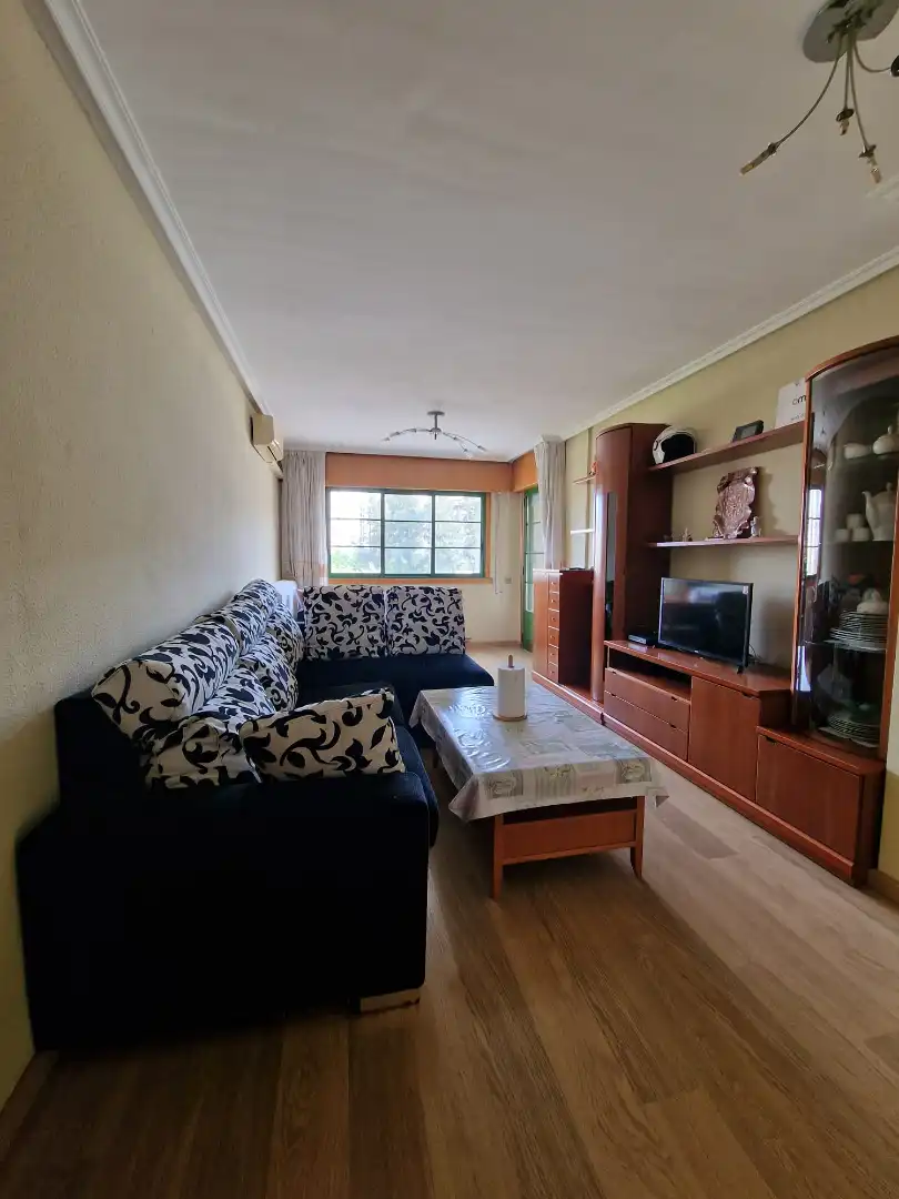 Living room of Flat for sale in Montcada i Reixac  with Air Conditioner, Heating and Storage room