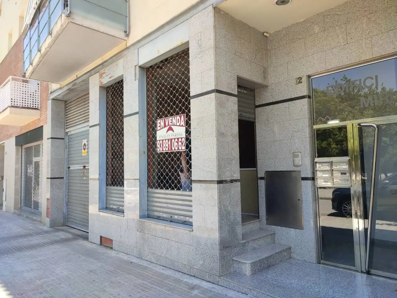 Gewerbefläche zum Verkauf in Calle MERCÈ RODOREDA