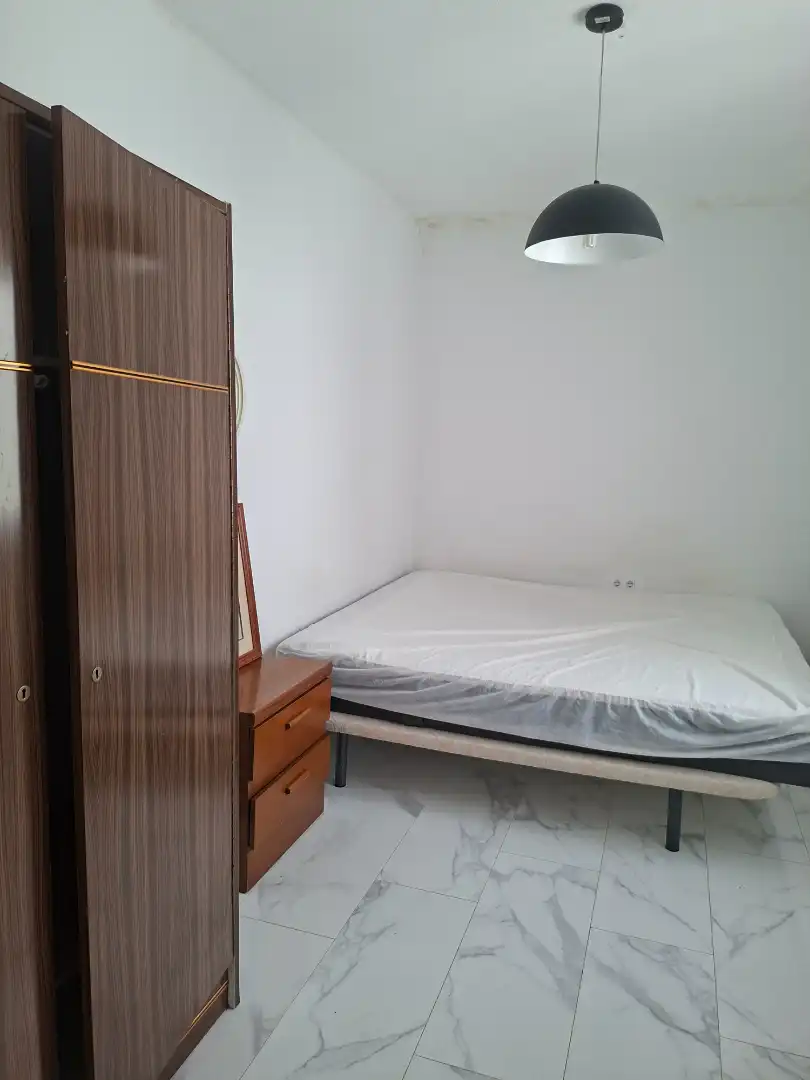 Bedroom of Flat for rent in Valencia  with Furnished, Oven and TV