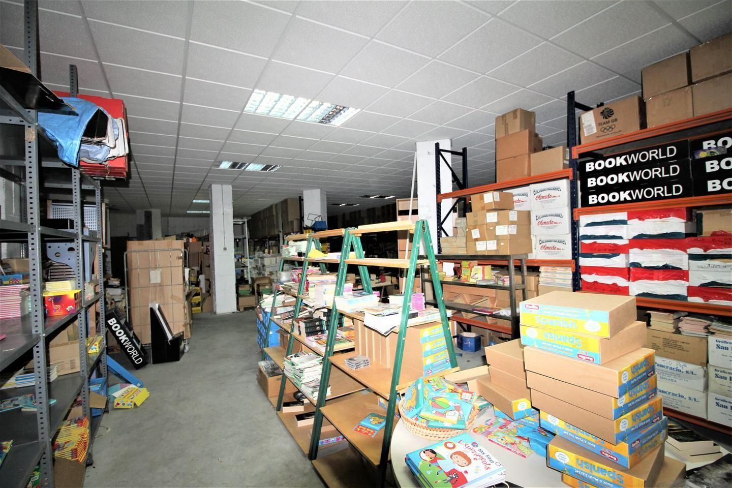Premises for sale in Benalmádena