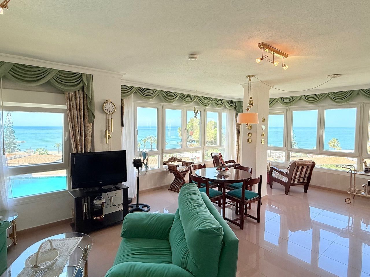 Living room of Flat for sale in Torrox  with Community pool