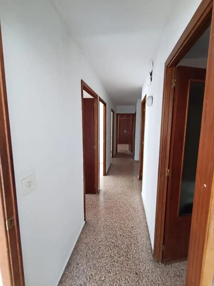 Piso en venta en Alicante / Alacant con Terraza