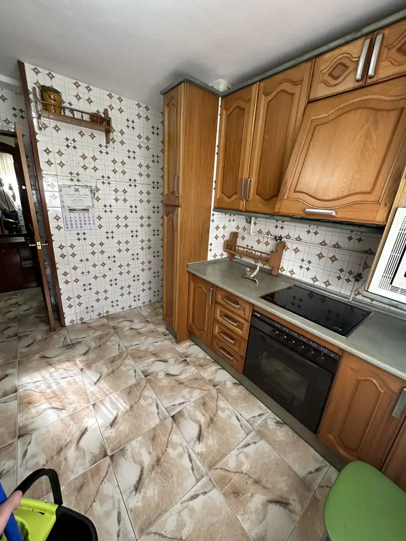 Küche von Wohnung zum Verkauf in Linares mit Klimaanlage und Heizung
