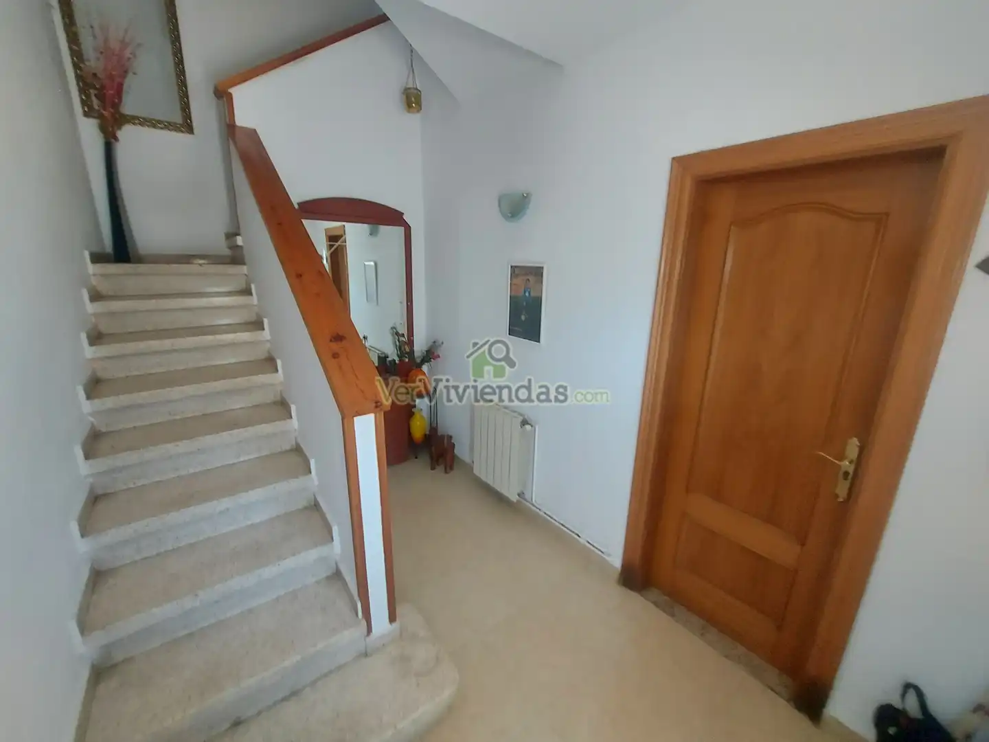 Casa adosada en venda a Carrer Josep Pla, 8, Abrera