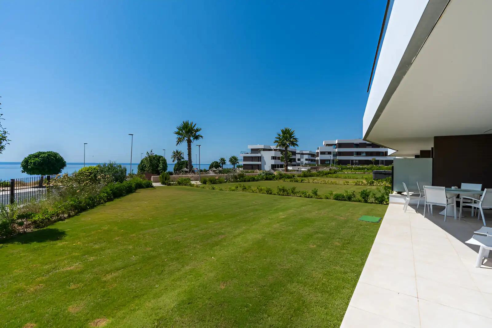 Garten von Erdgeschoss zum Verkauf in Casares mit Klimaanlage, Privatgarten und Terrasse