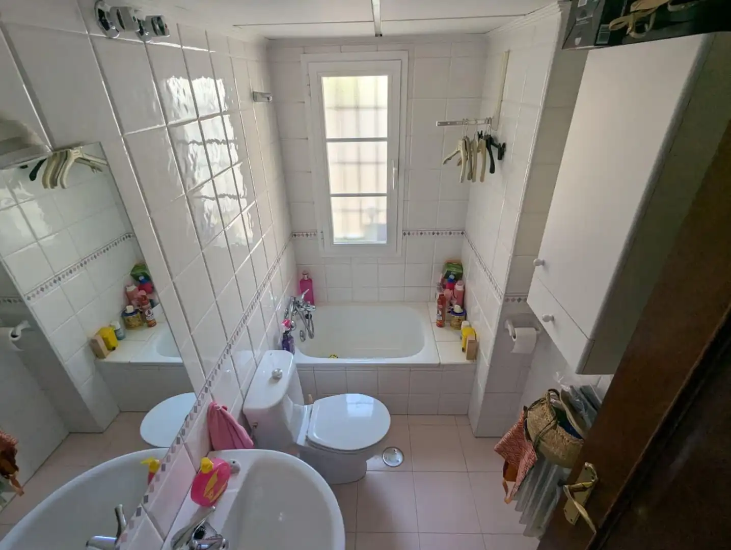 Bany de Casa o xalet en venda en Granada amb Aire condicionat, Calefacció i Terrassa