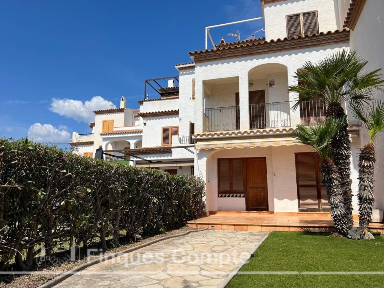 Exterior view of Single-family semi-detached for sale in Roda de Berà  with Heating, Private garden and Terrace