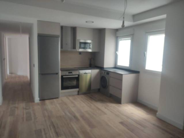 Piso en Alquiler en De Manuel Lorenzo Pardo en La Granja