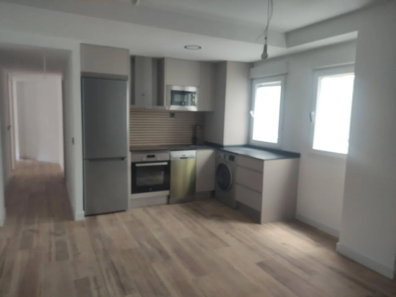 Cuina de Pis de lloguer en  Zaragoza Capital amb Aire condicionat i Calefacció