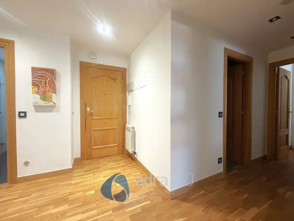 Flat for rent in Estambrera, Cascajos - Piqueras