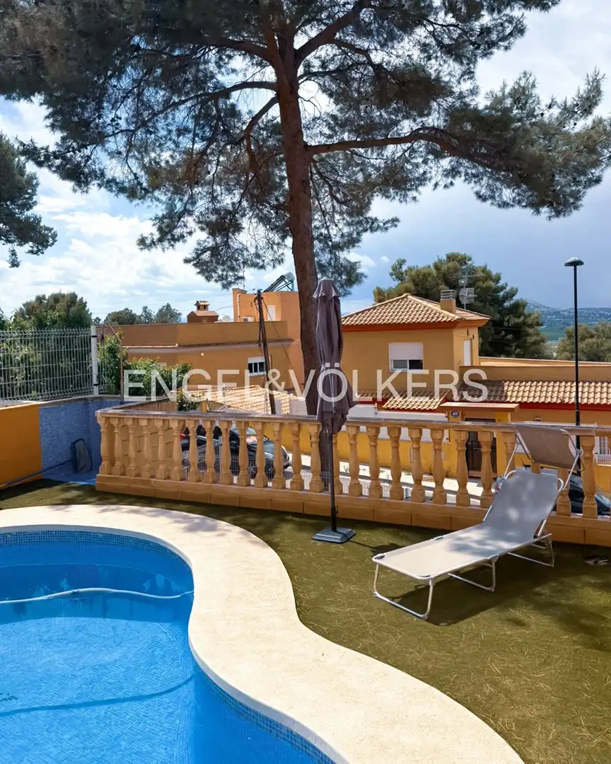 Terraza de Casa o chalet de alquiler en Torrent con Aire acondicionado, Calefacción y Jardín privado