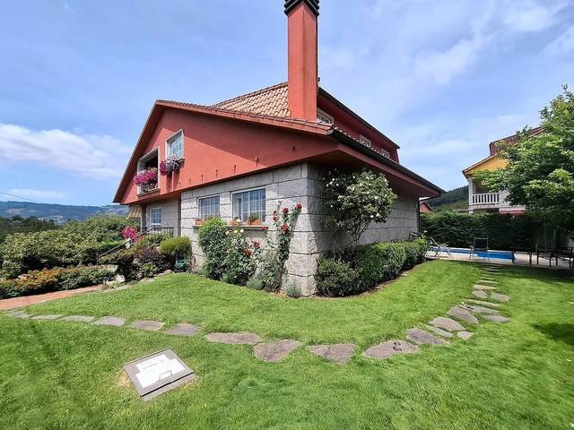Casa-chalet en Venta en Lugar a Gulpilleira en O Porriño