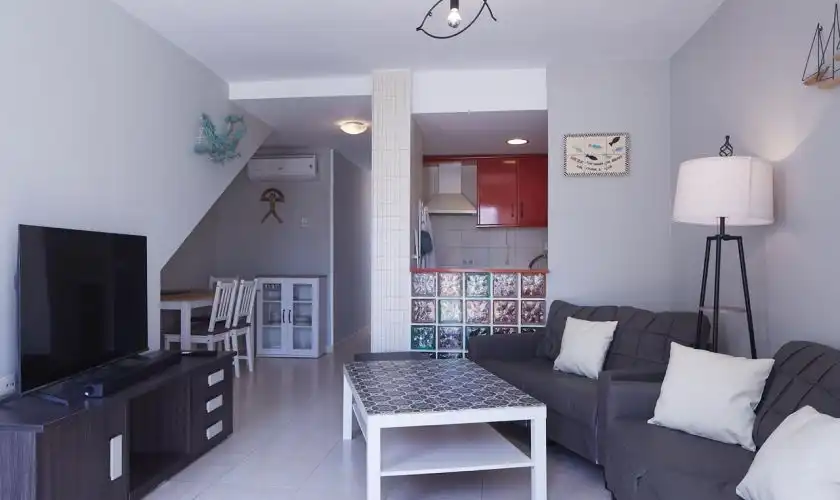 Sala de estar de Apartamento de alquiler en Carboneras con Aire acondicionado, Terraza y Amueblado