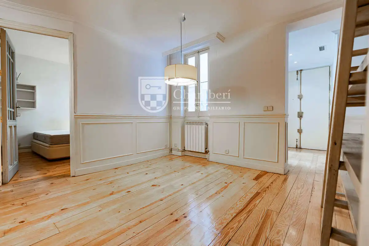 Dining room of Flat for sale in Madrid  with Heating and Furnished