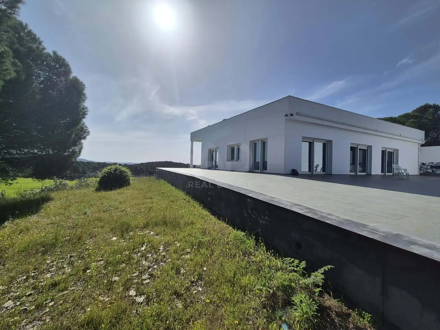 Exterior view of Houses for sale in Alburquerque  with Heating, Terrace and Swimming Pool