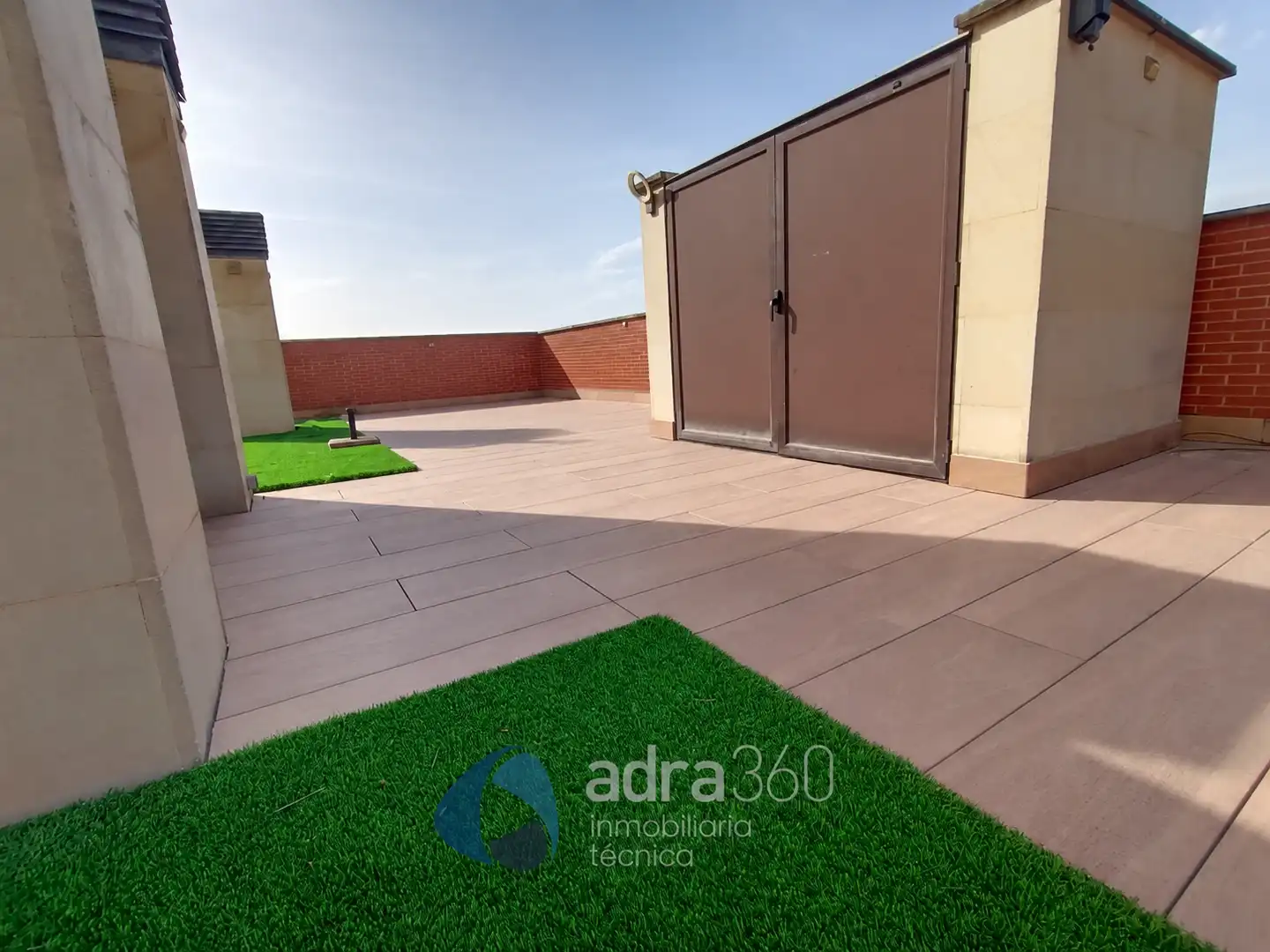 Terraza de Ático en venta en  Logroño con Aire acondicionado, Calefacción y Terraza