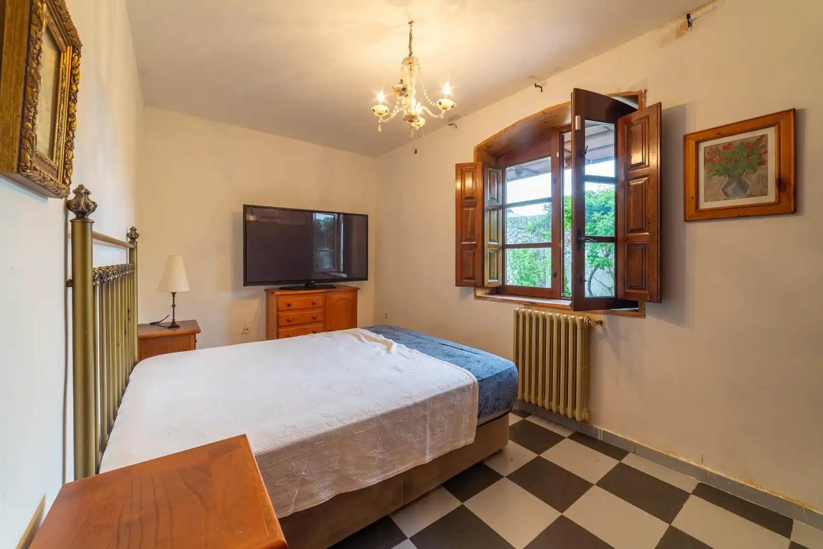 Habitación de Casa o chalet en venta en Valladolid con Calefacción, Jardín privado y Piscina