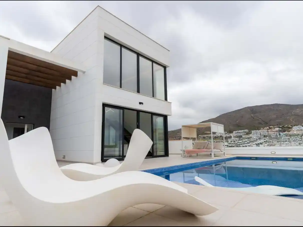 Außenansicht von Wohnungen zur Miete in Finestrat mit Klimaanlage, Schwimmbad und Balkon