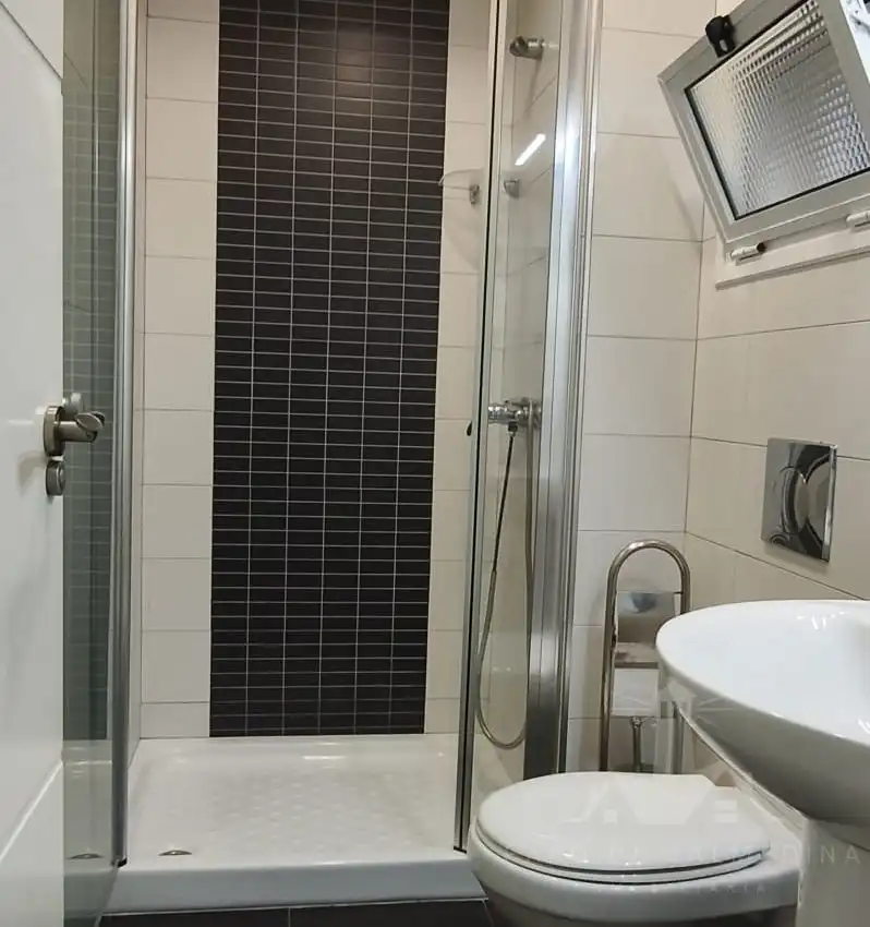 Bany de Apartament en venda en Chipiona amb Aire condicionat