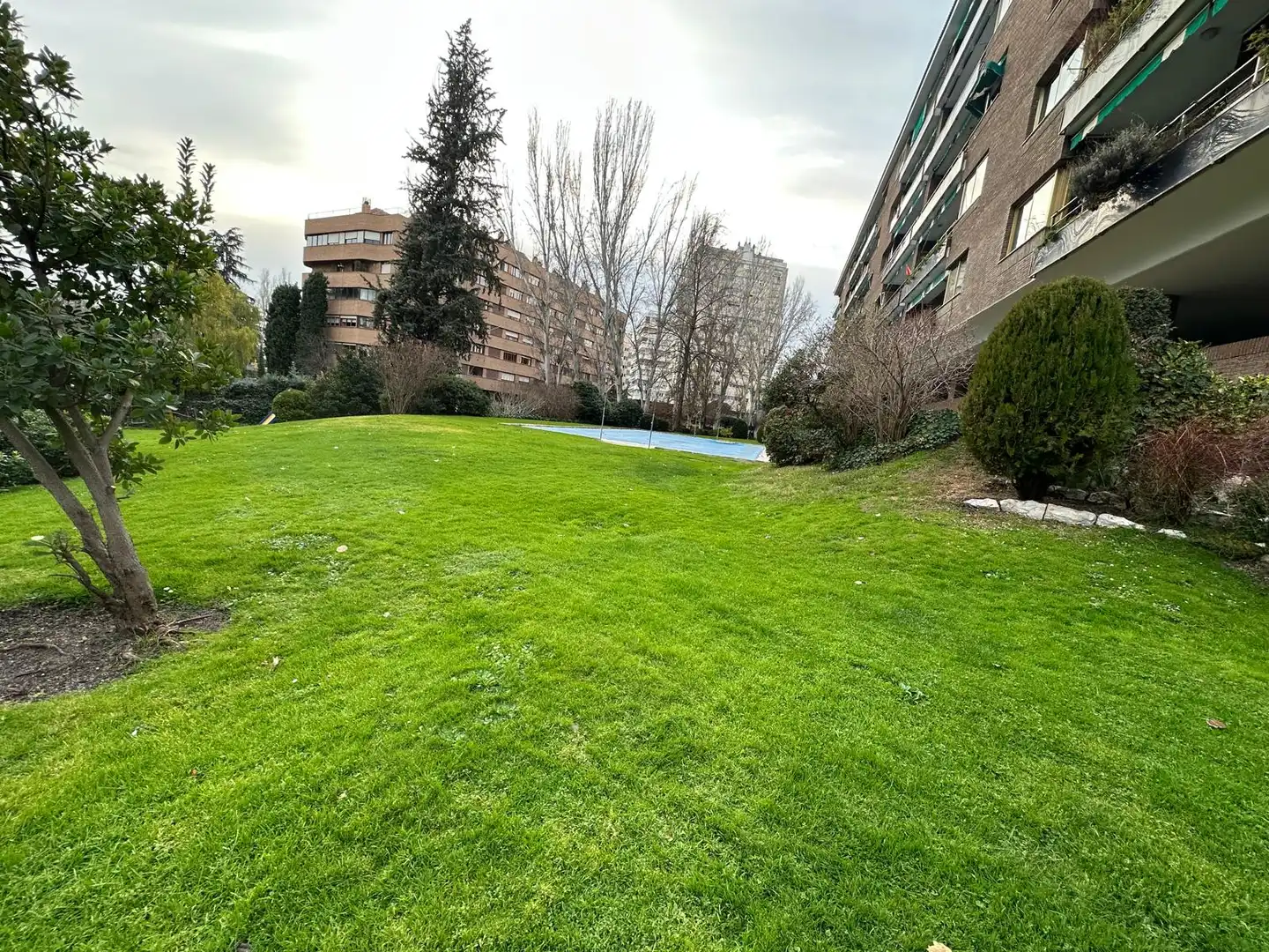 Garden of Flat for sale in Madrid  with Parquet flooring, Terrace and Storage room