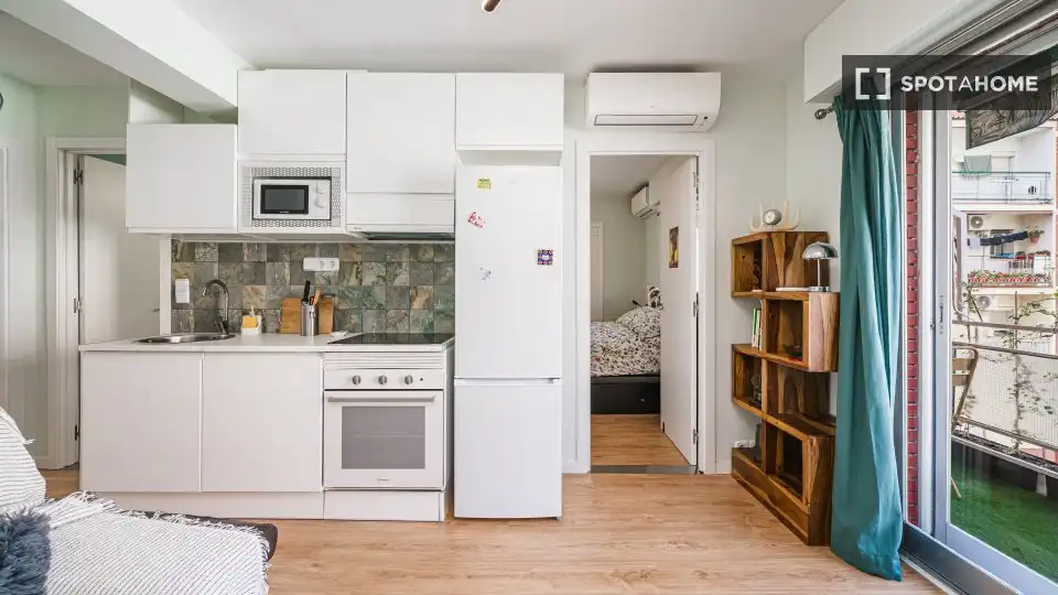 Cocina de Piso de alquiler en Madrid con Aire acondicionado, Calefacción y Amueblado