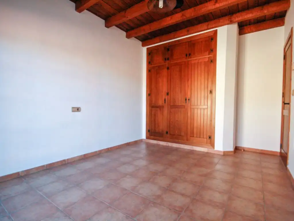 Casa adosada de alquiler en Coín