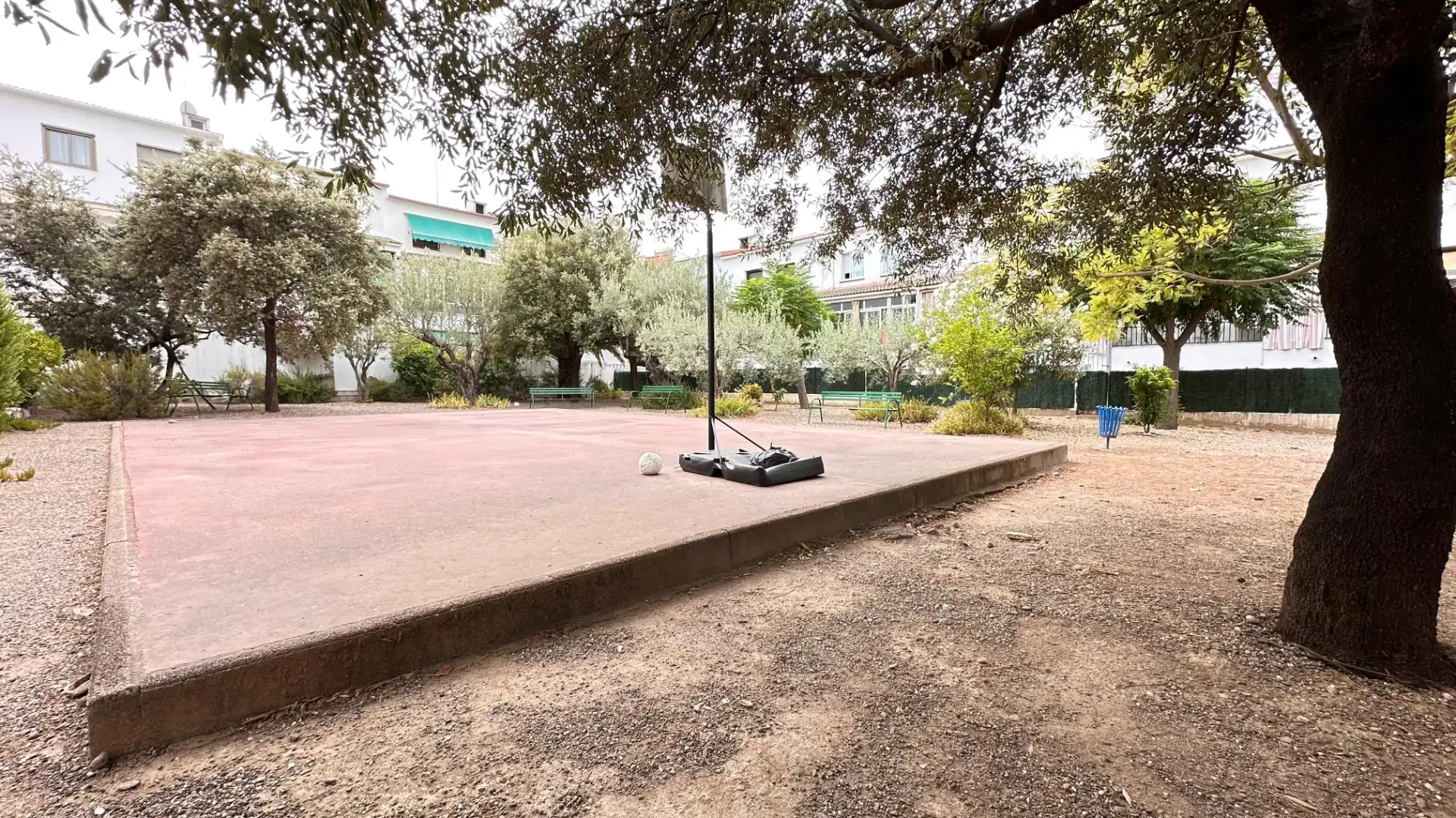 Parking de Piso en venta en Olesa de Montserrat con Calefacción, Terraza y Horno